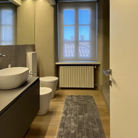 Luxury Langhe Loft Apartamento *
