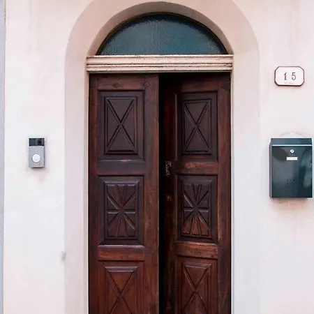 아파트 Luxury Langhe Loft